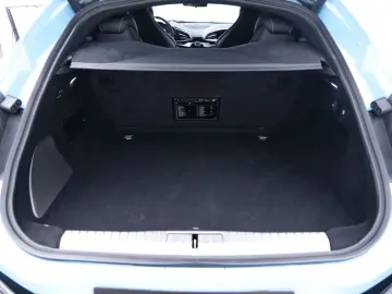 FERRARI Purosangue