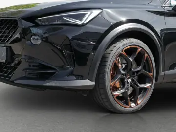 CUPRA Formentor VZ5 2.5 TSI Navi RFK Beats Schalensitz