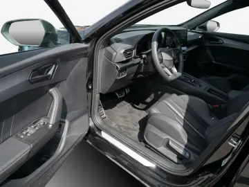 CUPRA Formentor VZ5 2.5 TSI Navi RFK Beats Schalensitz
