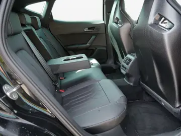 CUPRA Formentor VZ5 2.5 TSI Navi RFK Beats Schalensitz