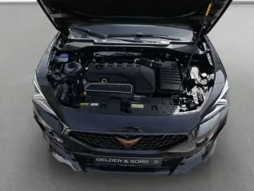 CUPRA Formentor VZ5 2.5 TSI Navi RFK Beats Schalensitz
