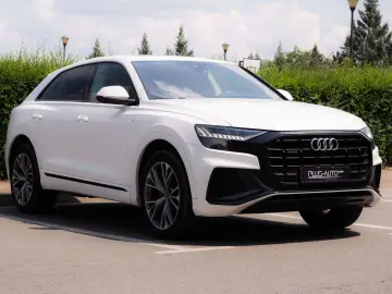 Audi Q8 50 TDI S Line_Quattro_Panoramic_Matrix