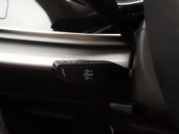 Audi Q8 50 TDI S Line_Quattro_Panoramic_Matrix