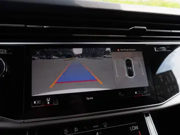 Audi Q8 50 TDI S Line_Quattro_Panoramic_Matrix