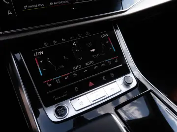 Audi Q8 50 TDI S Line_Quattro_Panoramic_Matrix