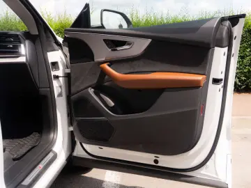 Audi Q8 50 TDI S Line_Quattro_Panoramic_Matrix