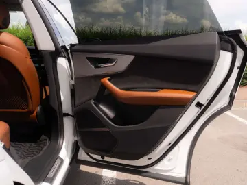 Audi Q8 50 TDI S Line_Quattro_Panoramic_Matrix