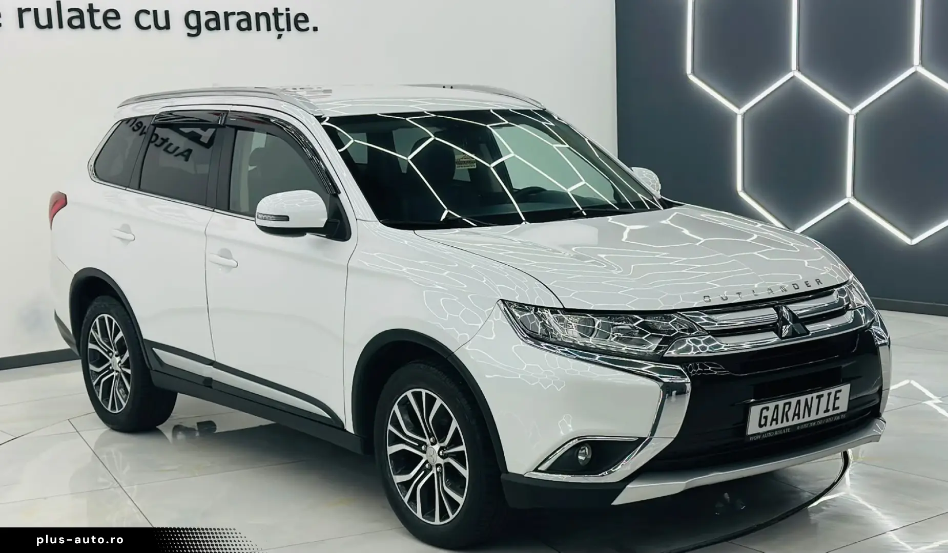 MITSUBISHI OUTLANDER 2017 2.2D E6 4x4 Garantie 12 Luni Rate