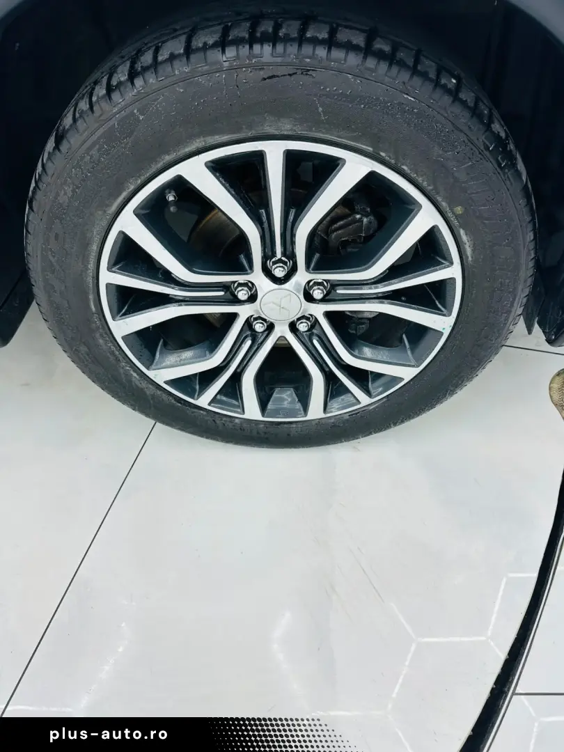MITSUBISHI OUTLANDER 2017 2.2D E6 4x4 Garantie 12 Luni Rate