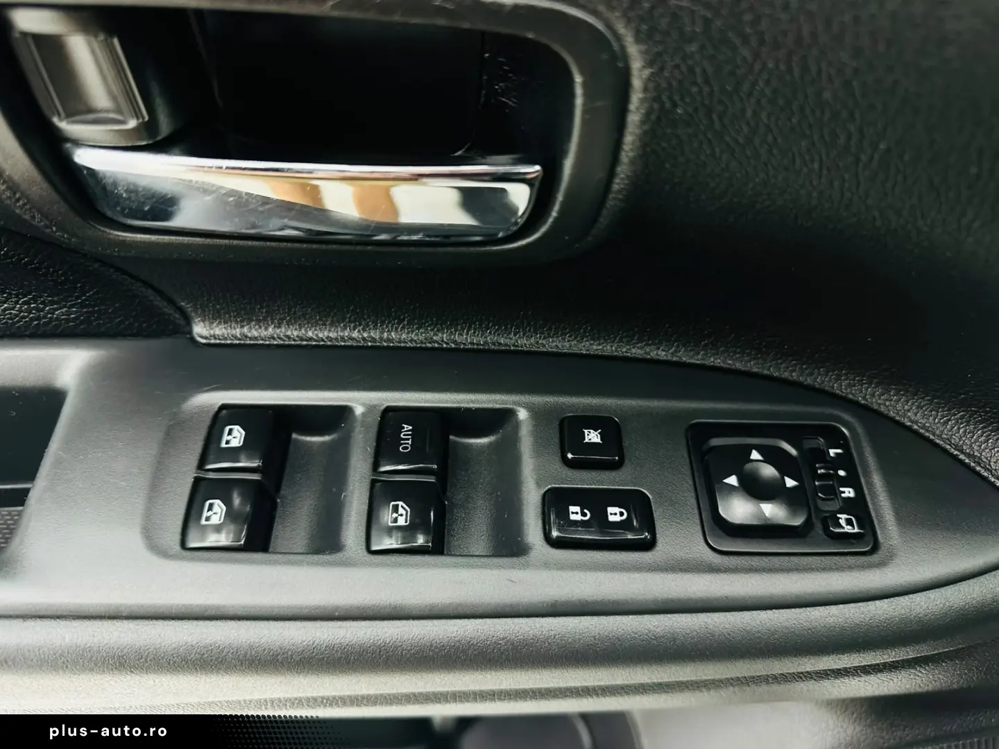MITSUBISHI OUTLANDER 2017 2.2D E6 4x4 Garantie 12 Luni Rate