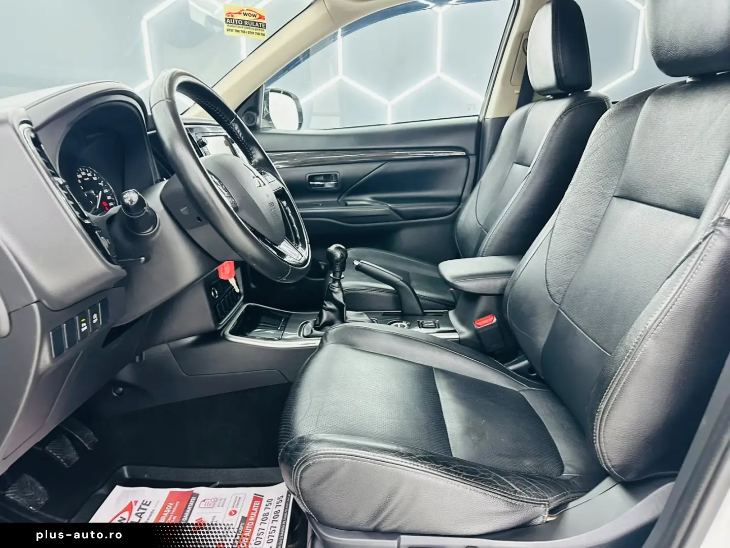 MITSUBISHI OUTLANDER 2017 2.2D E6 4x4 Garantie 12 Luni Rate