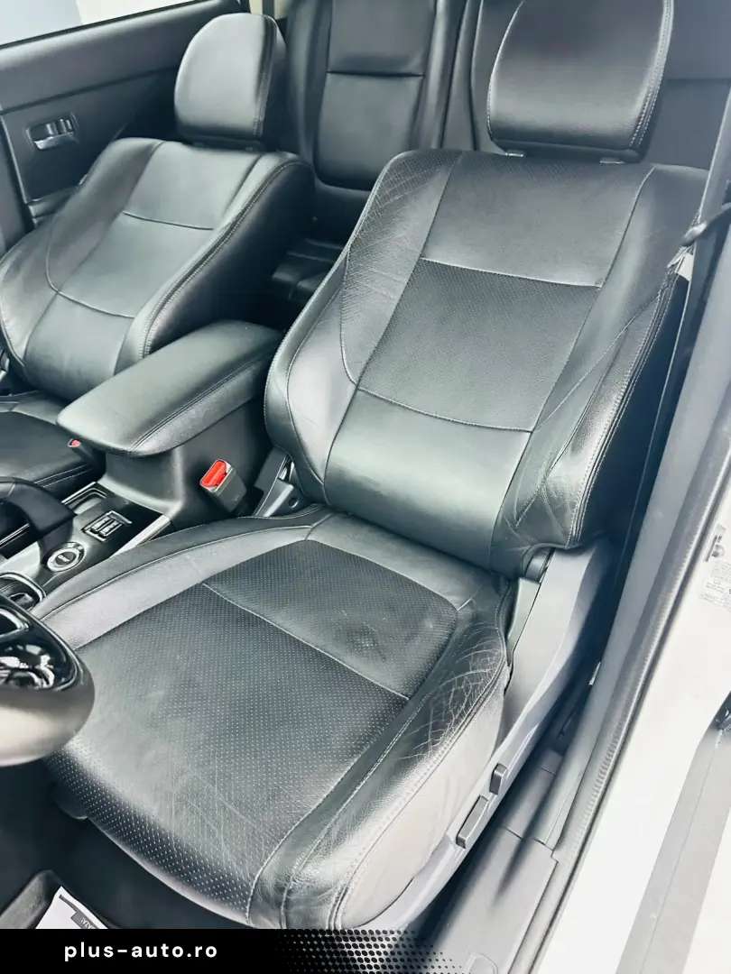 MITSUBISHI OUTLANDER 2017 2.2D E6 4x4 Garantie 12 Luni Rate