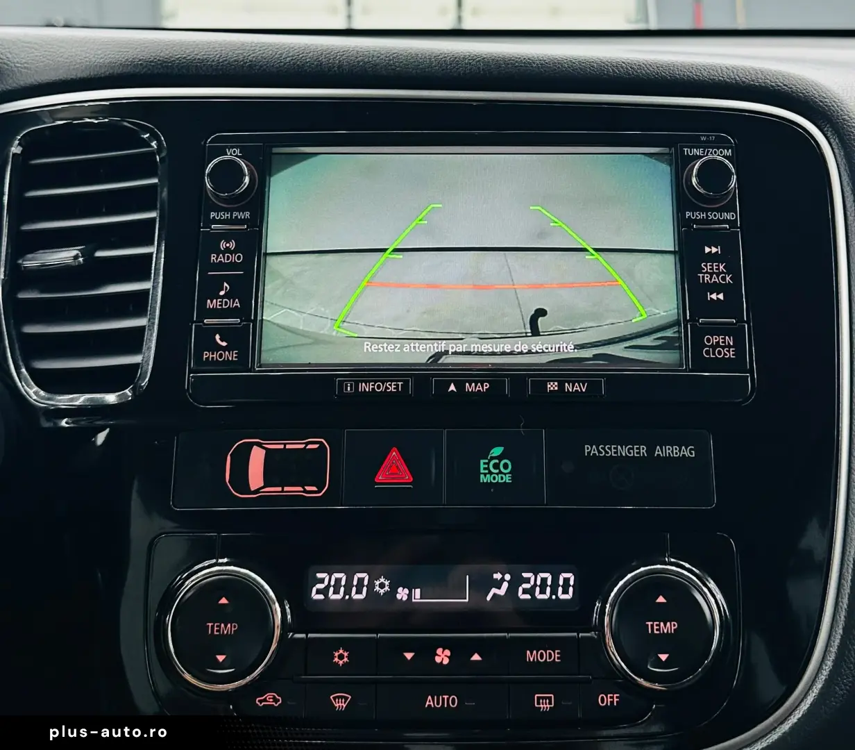 MITSUBISHI OUTLANDER 2017 2.2D E6 4x4 Garantie 12 Luni Rate