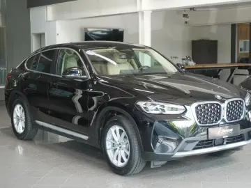 BMW X4 xDrive20d LED ACC R.Cam Gestik AHK