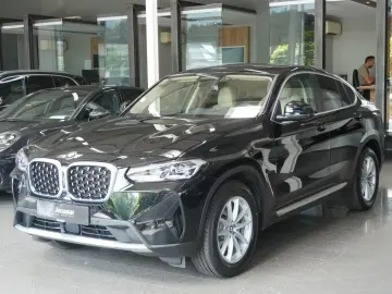BMW X4 xDrive20d LED ACC R.Cam Gestik AHK