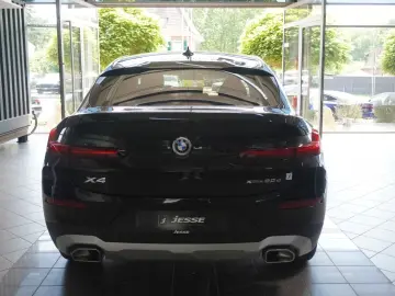 BMW X4 xDrive20d LED ACC R.Cam Gestik AHK