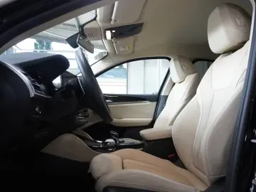 BMW X4 xDrive20d LED ACC R.Cam Gestik AHK