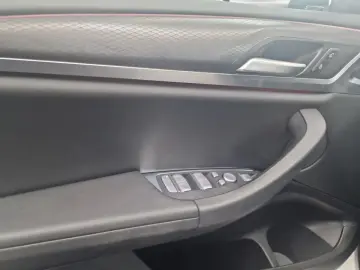 BMW X4 xDrive20d Aut.  AHK HUD DAB