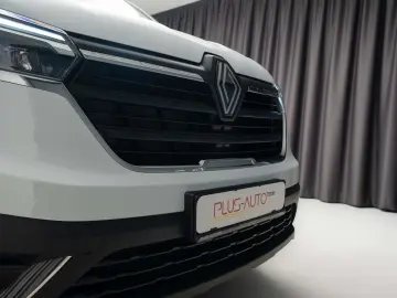 STOC BUCURESTI - RENAULT TRAFIC L2H1 - DETARAT