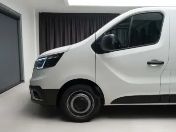 STOC BUCURESTI - RENAULT TRAFIC L2H1 - DETARAT