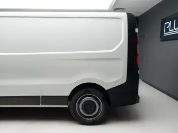 STOC BUCURESTI - RENAULT TRAFIC L2H1 - DETARAT