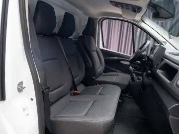 STOC BUCURESTI - RENAULT TRAFIC L2H1 - DETARAT