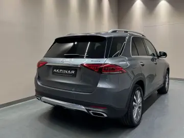 MERCEDES-BENZ GLE450 4Matic   1.HAND AIRMATIC 360  AHK 3 5T