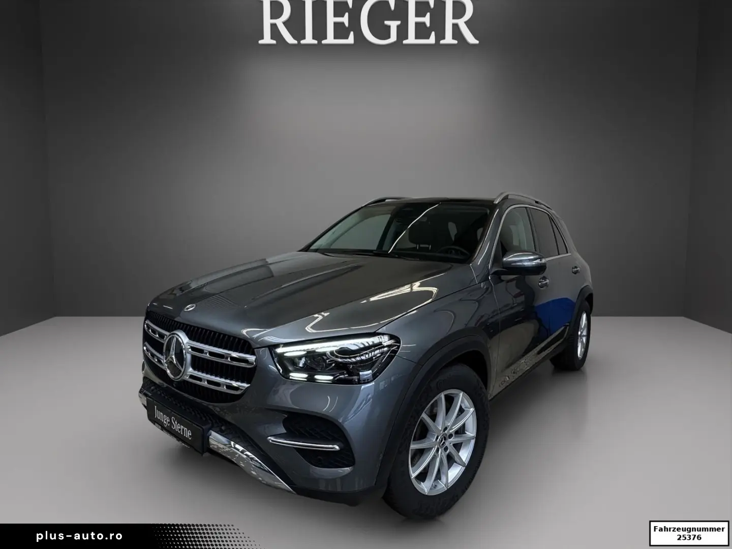 MERCEDES-BENZ GLE 450 d 4M 360  Pano AHK Multibeam Burmester
