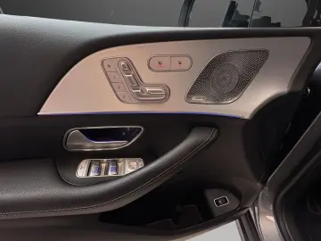 MERCEDES-BENZ GLE 450 d 4M 360  Pano AHK Multibeam Burmester