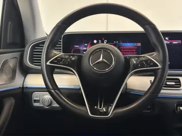 MERCEDES-BENZ GLE 450 d 4M 360  Pano AHK Multibeam Burmester