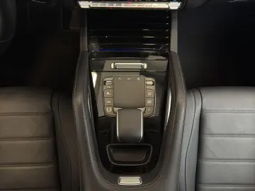 MERCEDES-BENZ GLE 450 d 4M 360  Pano AHK Multibeam Burmester