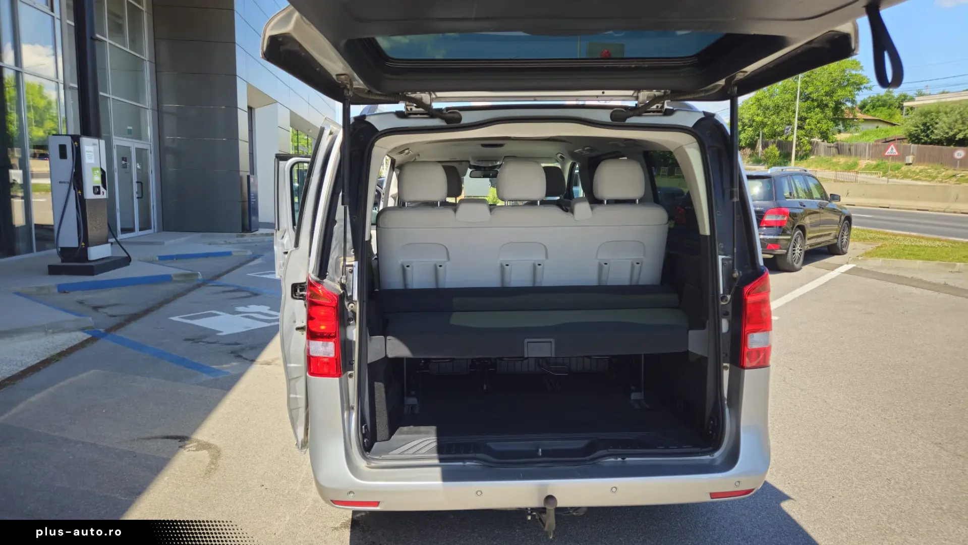 Mercedes-Benz V 250