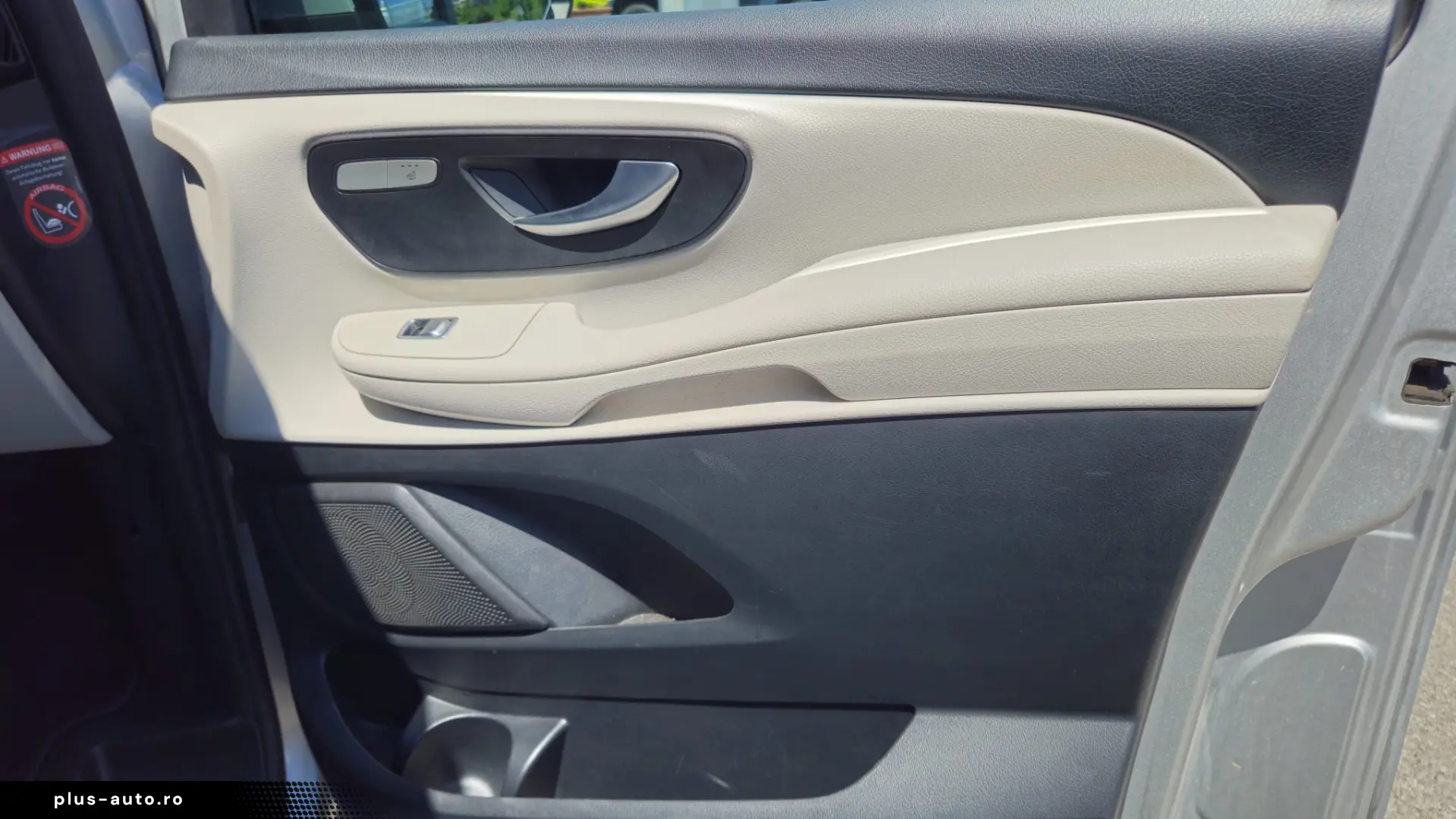 Mercedes-Benz V 250