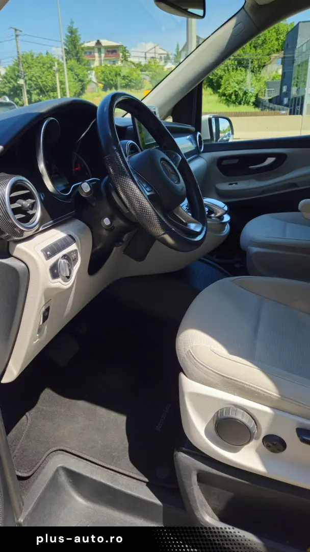 Mercedes-Benz V 250