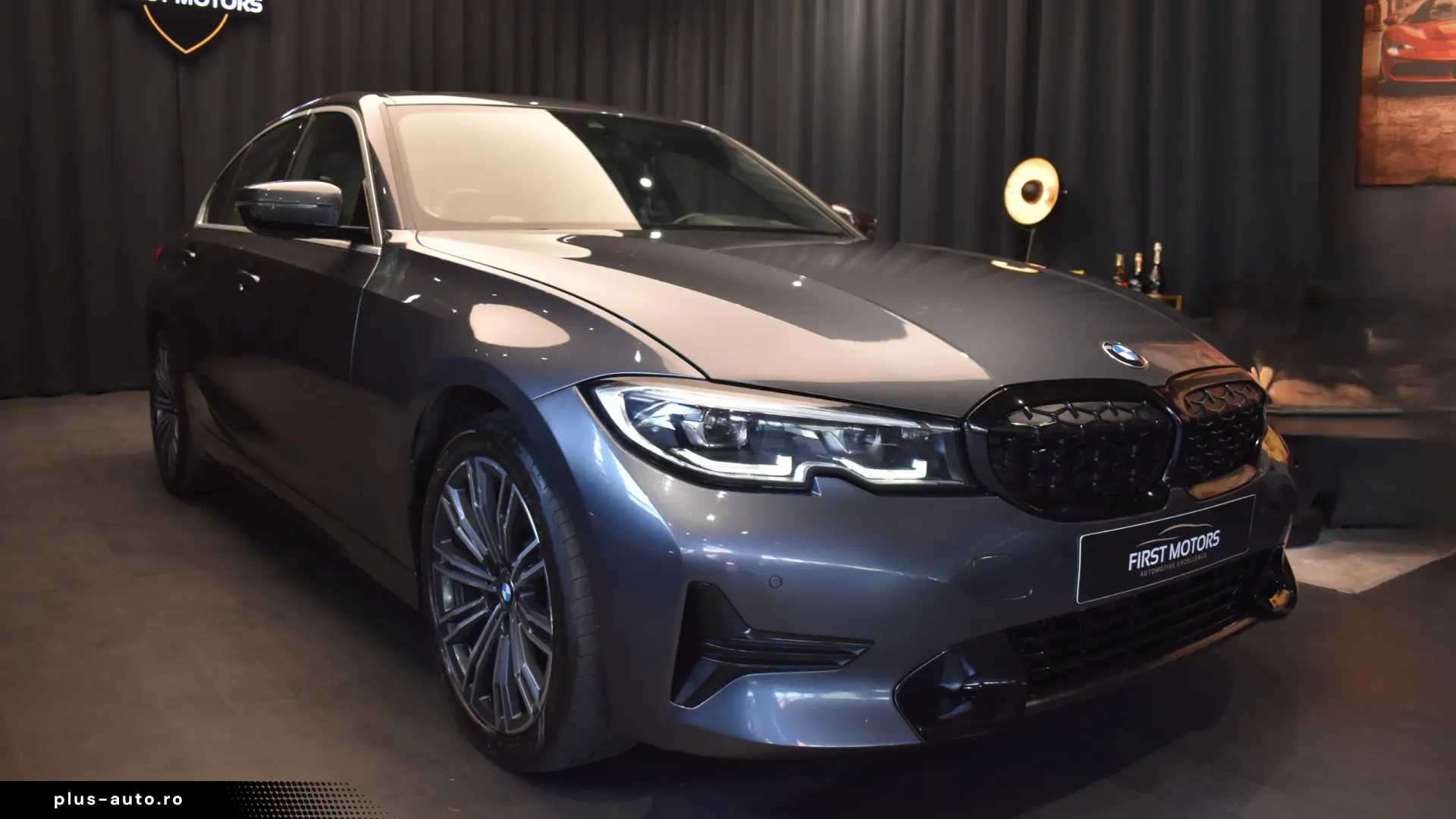 BMW Seria 3 330i Aut. Sport Line