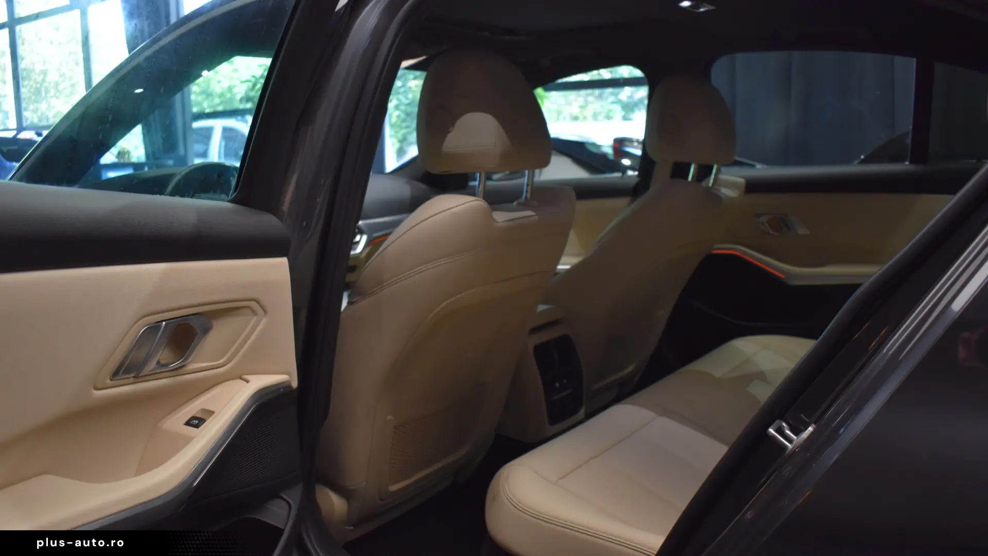 BMW Seria 3 330i Aut. Sport Line