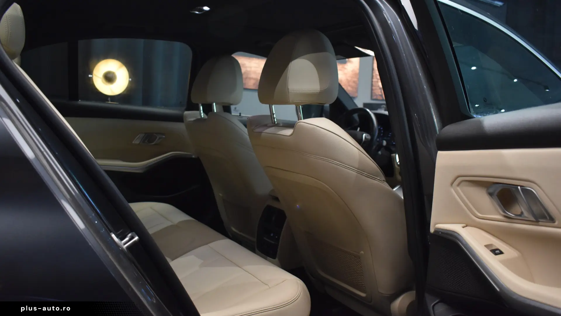 BMW Seria 3 330i Aut. Sport Line