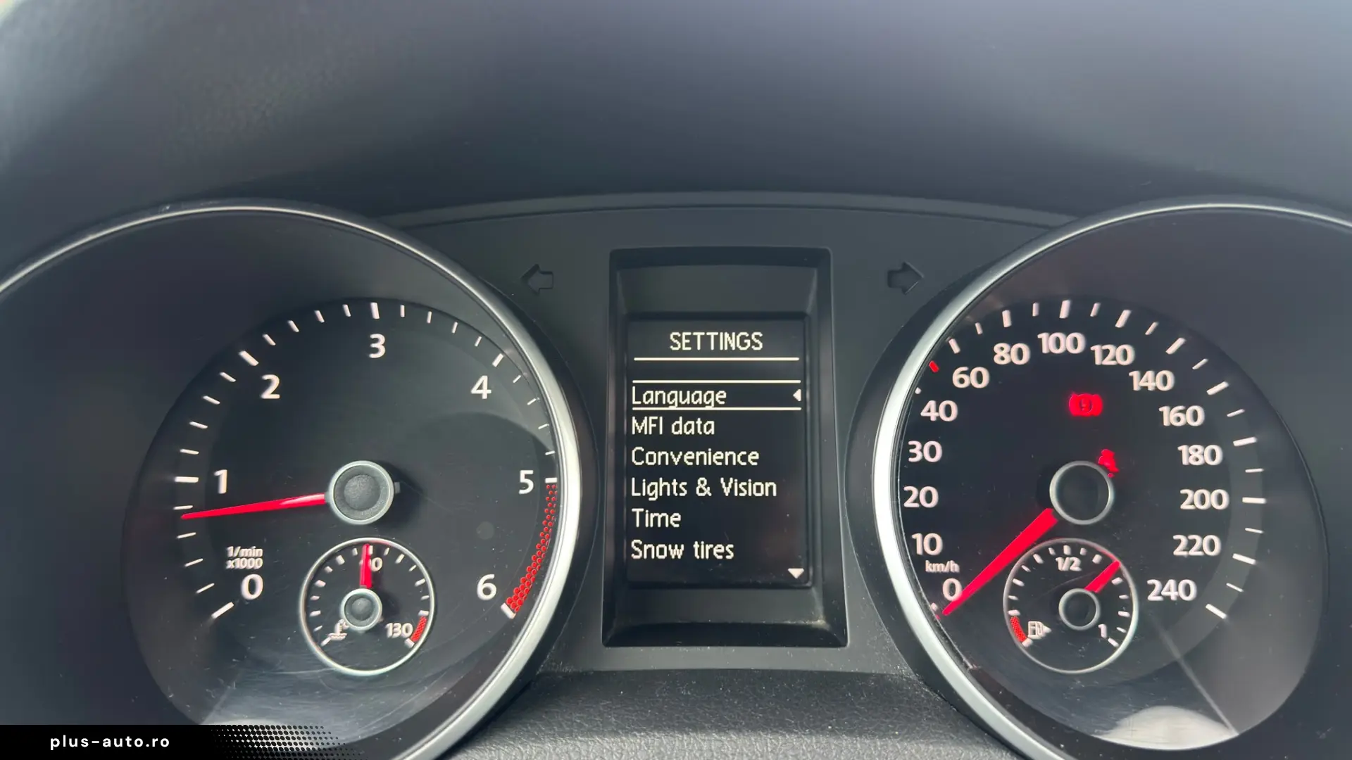 Volkswagen Golf VI 1.6 TDI Bi-Xenon Navi Climatronic