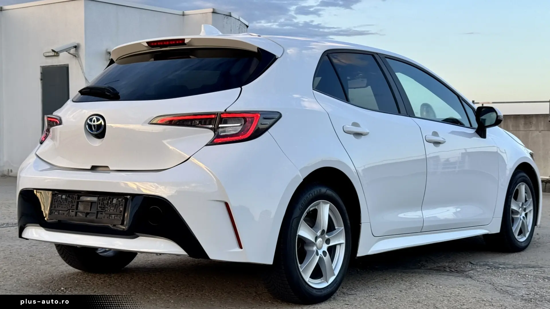 Toyota Corolla hybrid  Piele  Dotari Top  Stare Excelenta