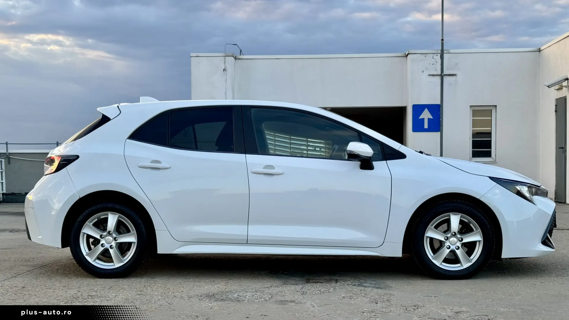 Toyota Corolla hybrid  Piele  Dotari Top  Stare Excelenta