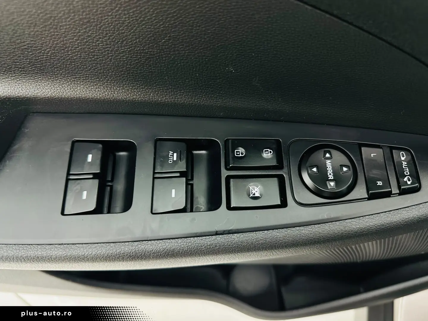HYUNDAI TUCSON 2016 1.7D E6 Garantie 12 Luni Rate Avans 0 Do