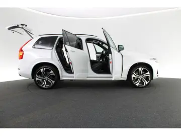 VOLVO XC90 Recharge T8 AWD Ultimate Dark STANDHZ LED