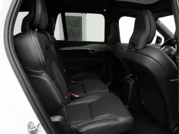VOLVO XC90 Recharge T8 AWD Ultimate Dark STANDHZ LED