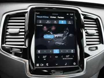 VOLVO XC90 Recharge T8 AWD Ultimate Dark STANDHZ LED
