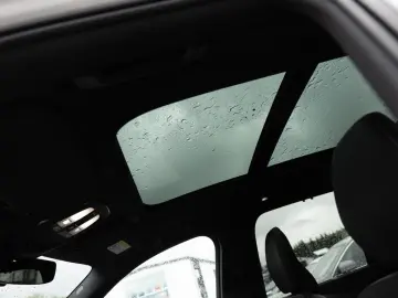 VOLVO XC90 Recharge T8 AWD Ultimate Dark STANDHZ LED