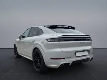 PORSCHE Cayenne Coupe E-Hybrid