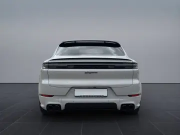 PORSCHE Cayenne Coupe E-Hybrid
