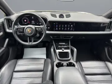PORSCHE Cayenne Coupe E-Hybrid