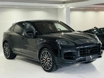 PORSCHE Cayenne Coupe S V8 BOSE PASM Head-Up