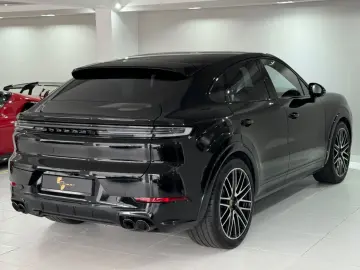 PORSCHE Cayenne Coupe S V8 BOSE PASM Head-Up